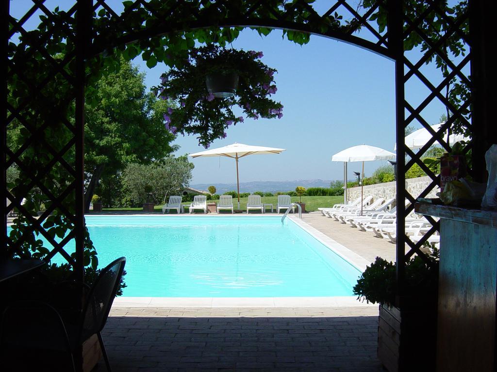 Agriturismo Le Colombe Assisi Exterior foto