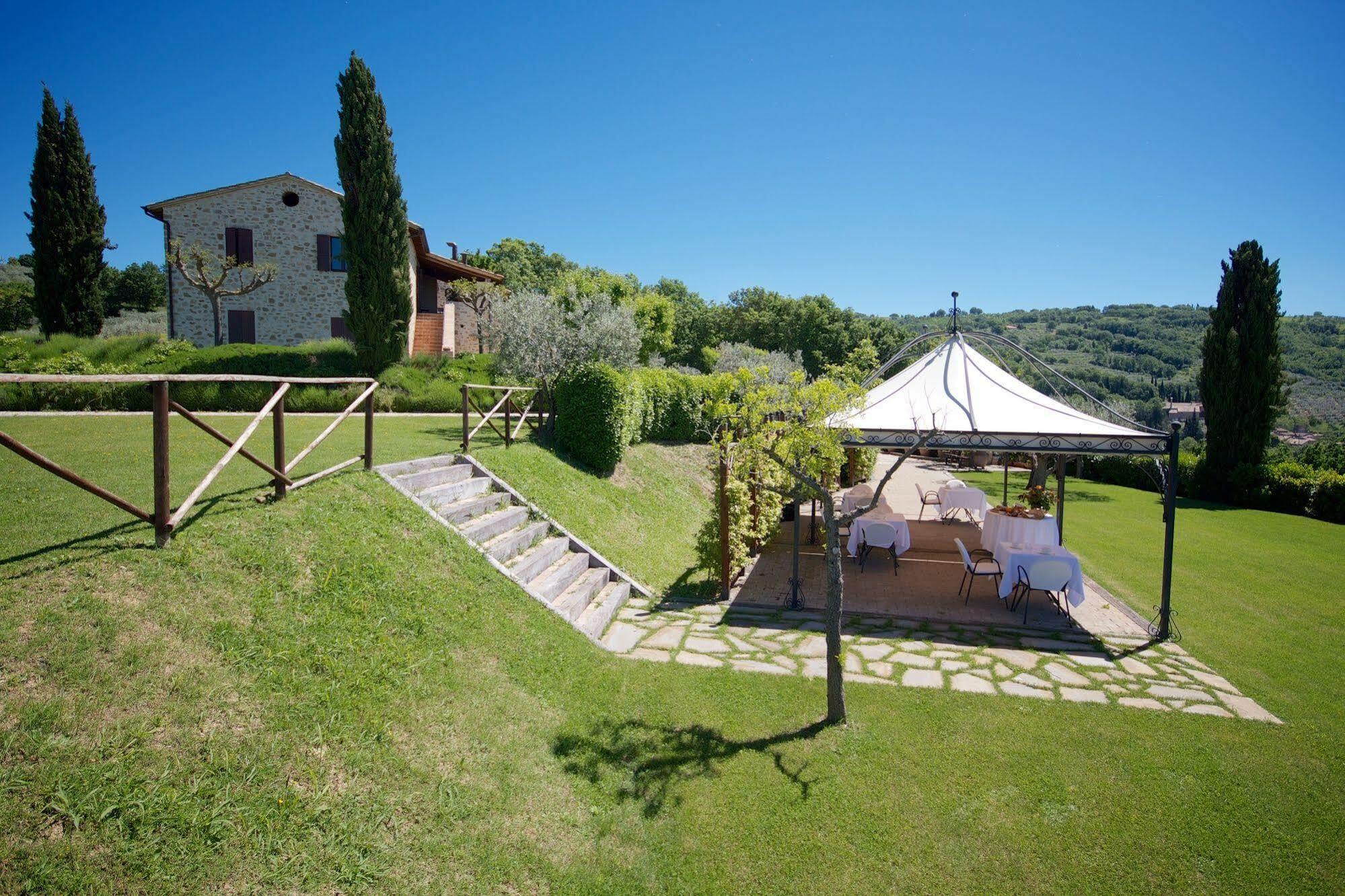 Agriturismo Le Colombe Assisi Exterior foto
