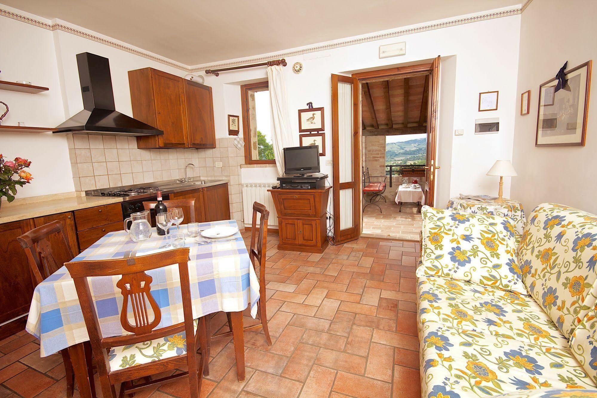 Agriturismo Le Colombe Assisi Exterior foto